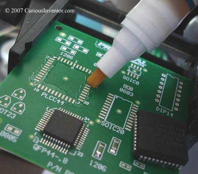 Fluxing the pads of a PLCC before placing the chip